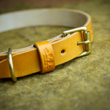 handmade full grain and oak bark tanned leather dog collar