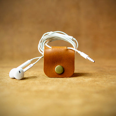 handcrafted full grain and vegetable tanned leather cable organiser